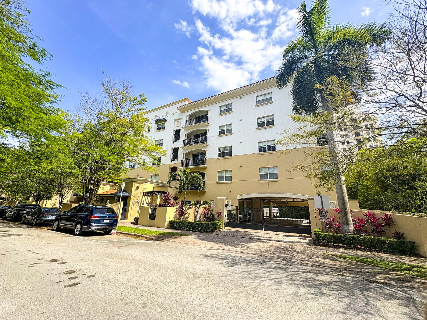 Villa Zamora Condo
